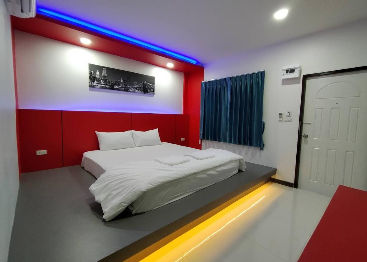 Jirapa Modern Resort Чонбури Экстерьер фото
