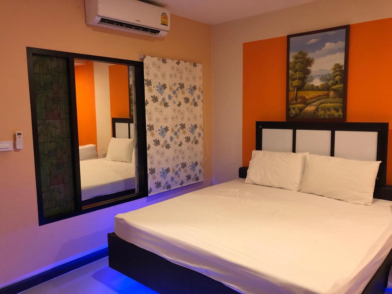 Jirapa Modern Resort Чонбури Экстерьер фото