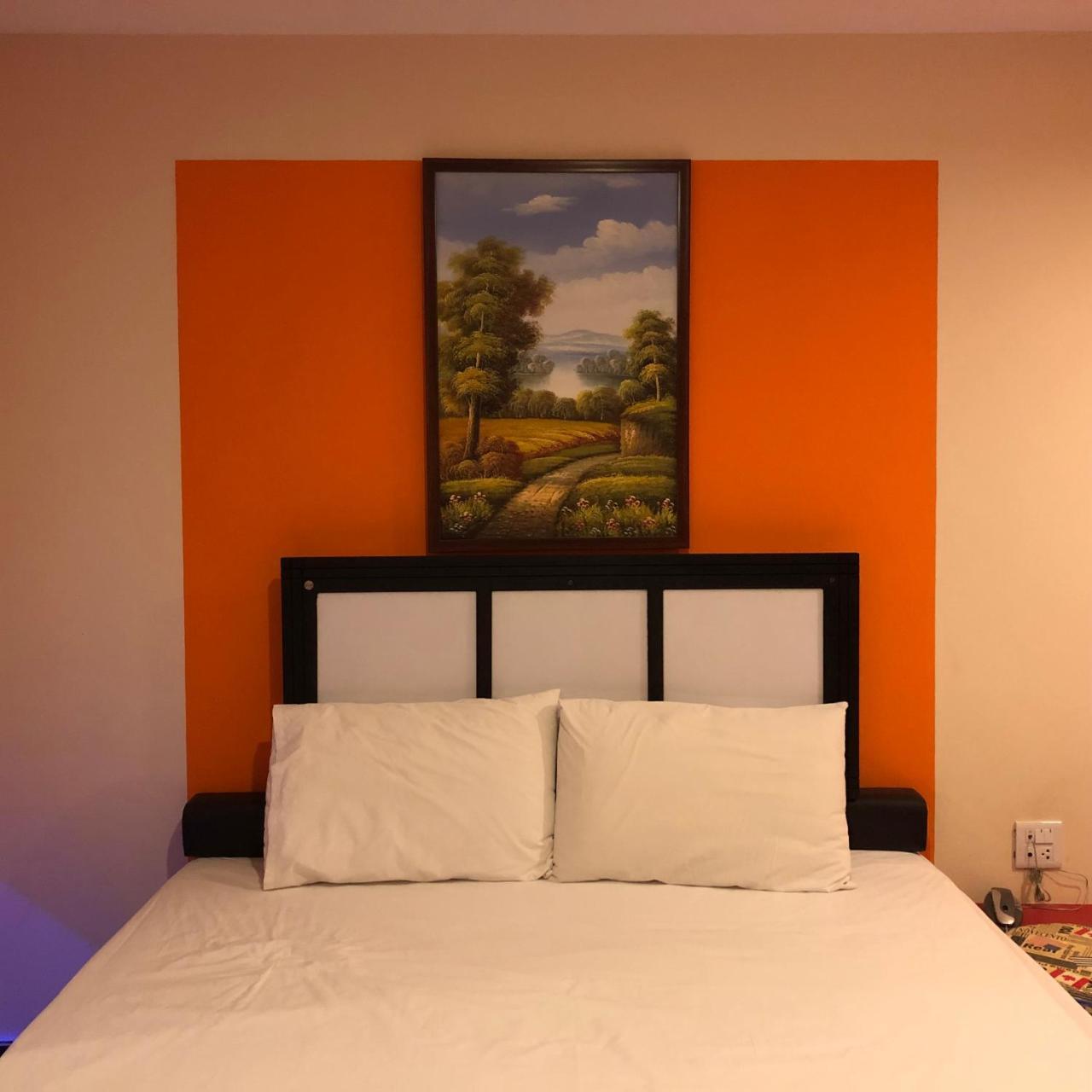 Jirapa Modern Resort Чонбури Экстерьер фото