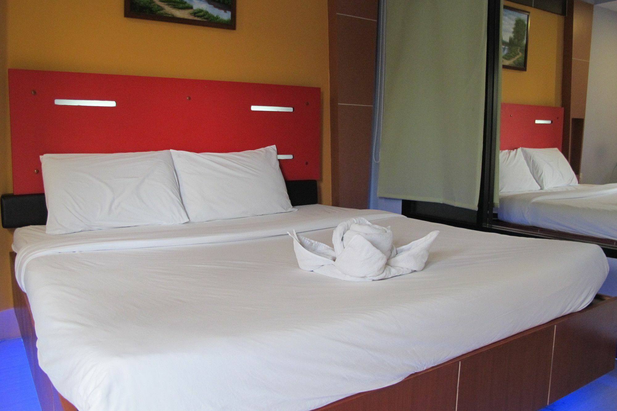 Jirapa Modern Resort Чонбури Экстерьер фото